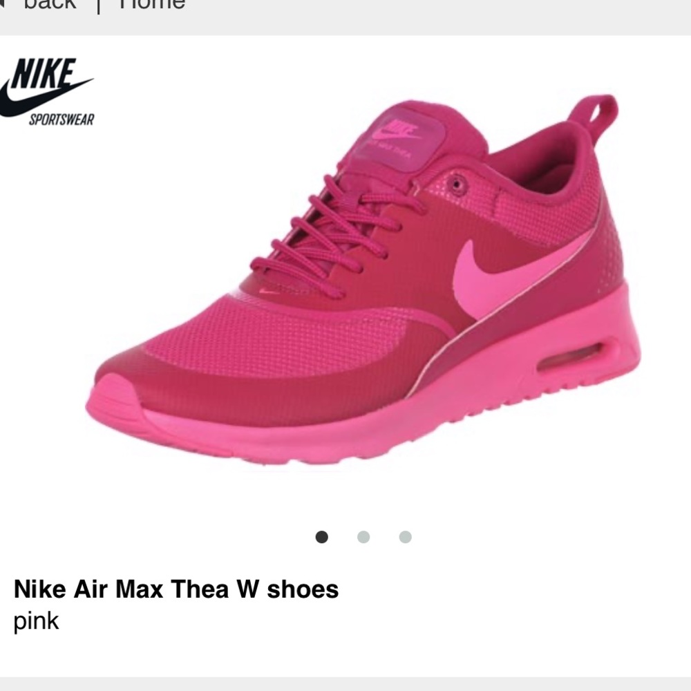 Nike Tennis Shoes